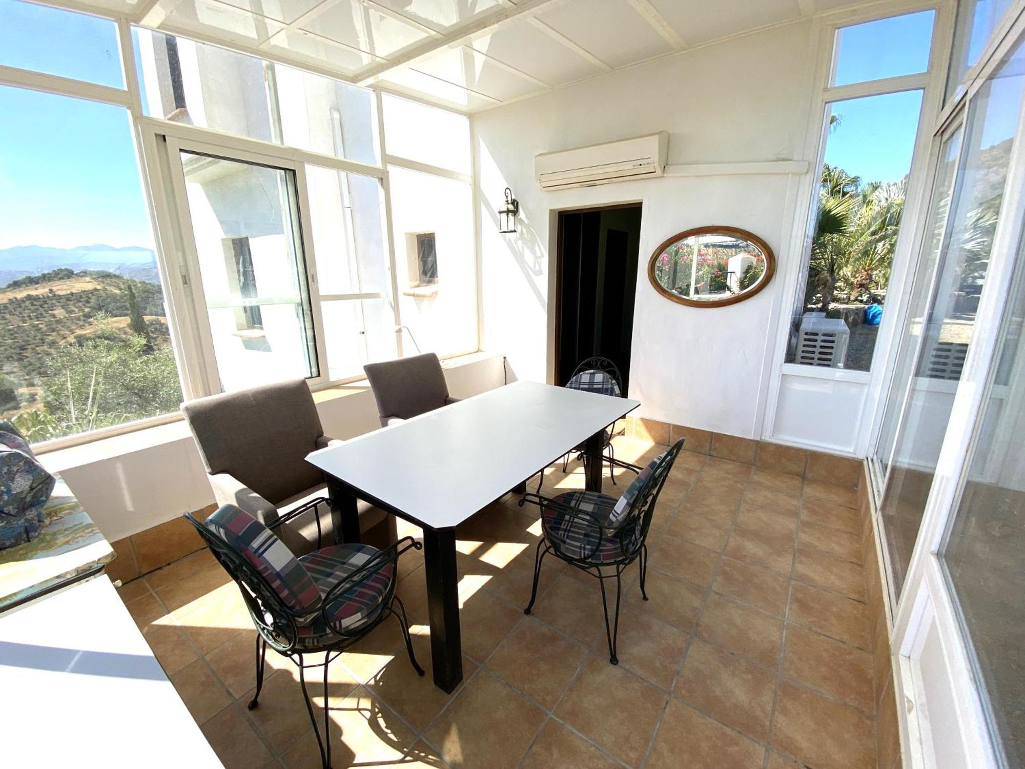 Castle Tower Ground Floor Apartment In Rural Holiday Park 'Cezanne' 톨록스 외부 사진