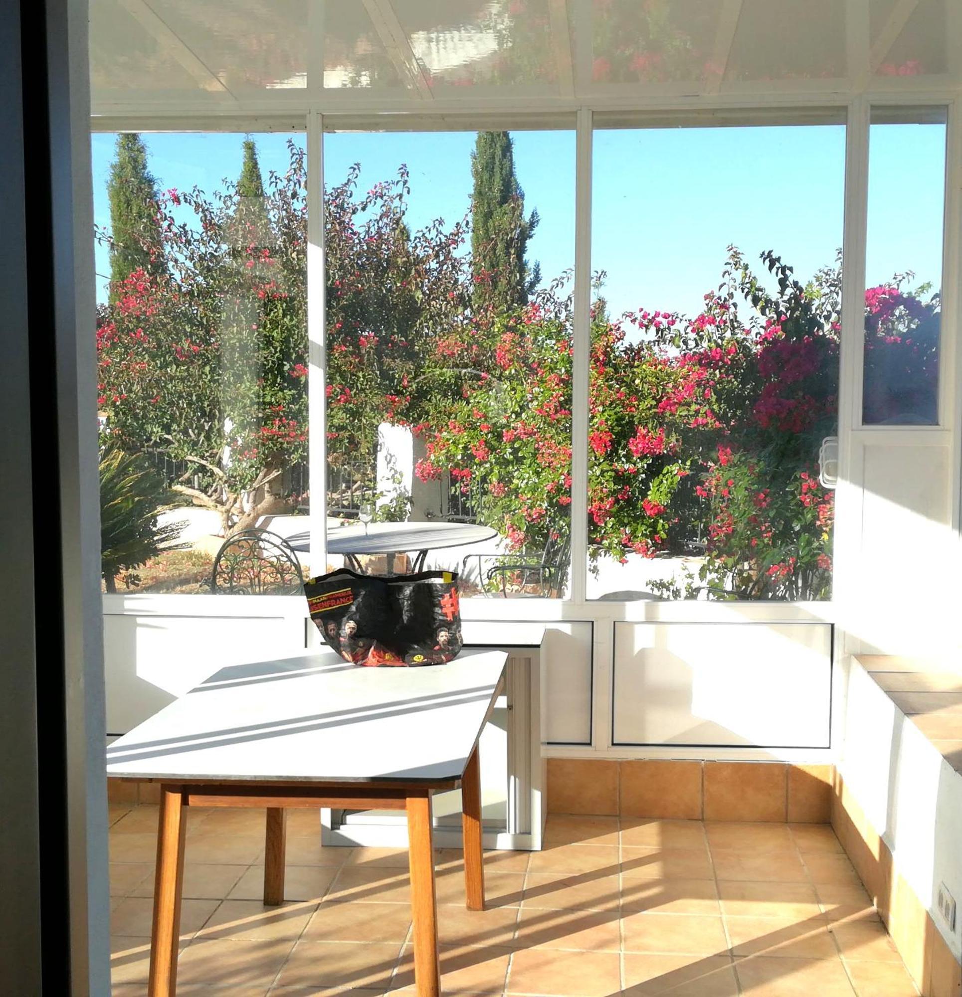 Castle Tower Ground Floor Apartment In Rural Holiday Park 'Cezanne' 톨록스 외부 사진